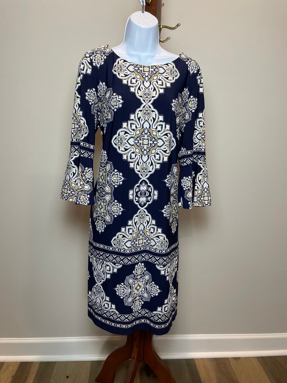 Studio One New York Boho Medallion Bell Sleeve Shift Dress Size M Navy